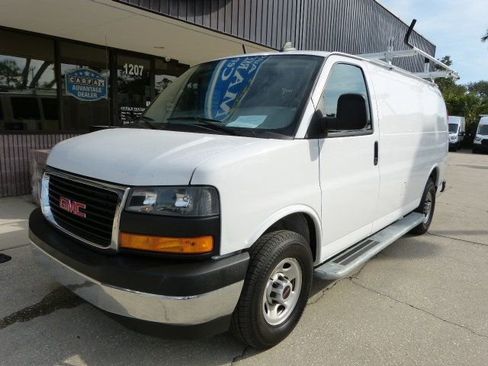 Used 2023 GMC Savana 2500 w/ Driver Convenience Package image 2