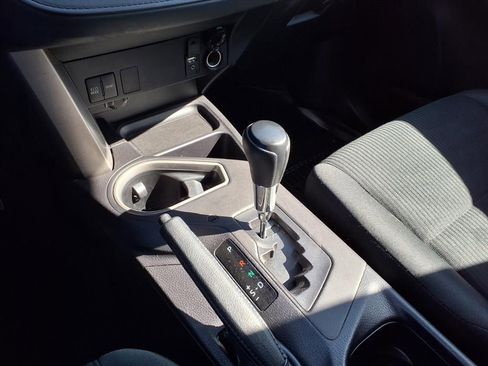 Certified 2018 Toyota RAV4 LE w/ All Weather Liner Package image 25