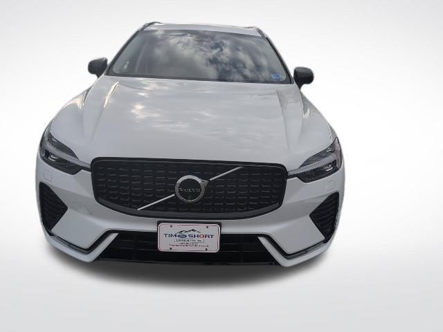 Used 2024 Volvo XC60 B5 Ultimate w/ Protection Package Premier AWD/4WD image 7