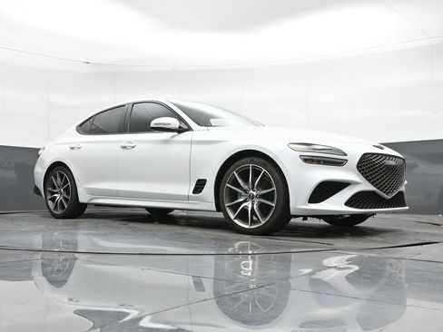 Used 2023 Genesis G70 2.0T AWD/4WD image 43