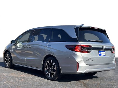 Certified 2025 Honda Odyssey Elite image 27