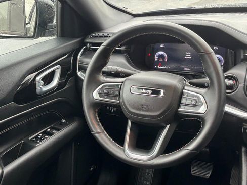 Used 2022 Jeep Compass High Altitude AWD/4WD image 13