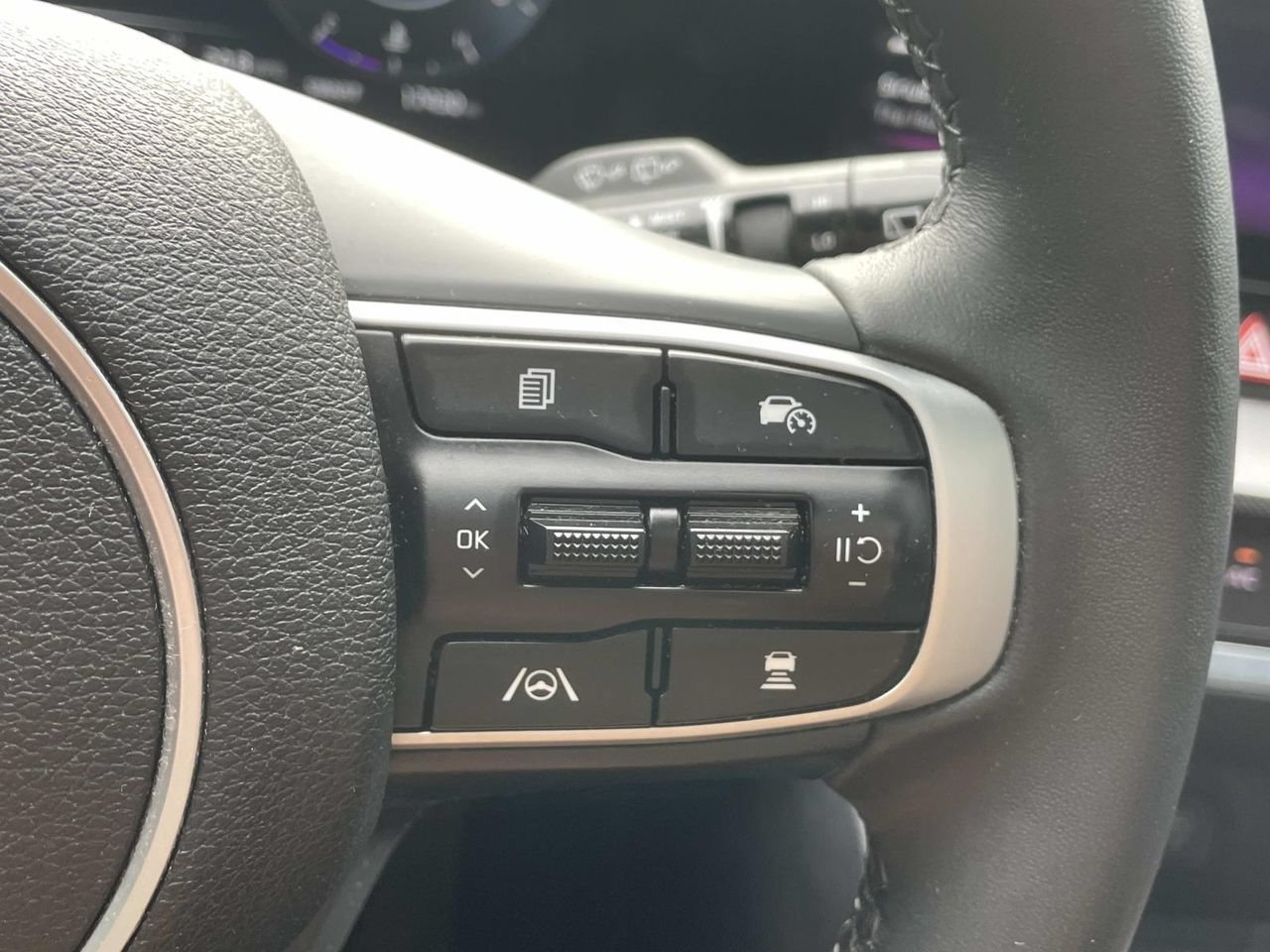 Used 2024 Kia Sportage SX FWD image 24