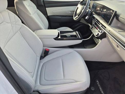 Used 2025 Hyundai Tucson Blue AWD/4WD image 22