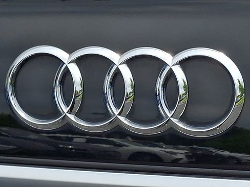 Used 2024 Audi Q5 2.0T Premium Plus w/ Premium Plus Package AWD/4WD image 31