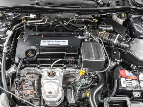 Used 2016 Honda Accord LX image 37