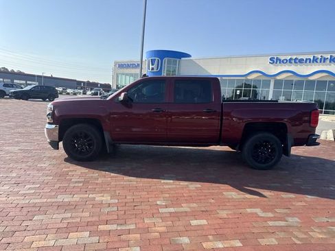 Used 2017 Chevrolet Silverado 1500 LT w/ All Star Edition RWD image 3