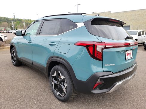New 2026 Kia Seltos EX FWD image 24