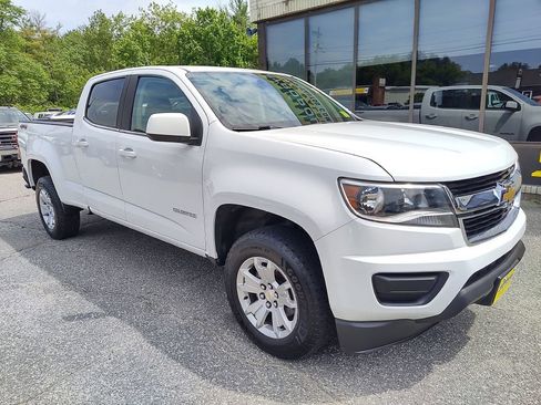 Used 2019 Chevrolet Colorado LT AWD/4WD image 2