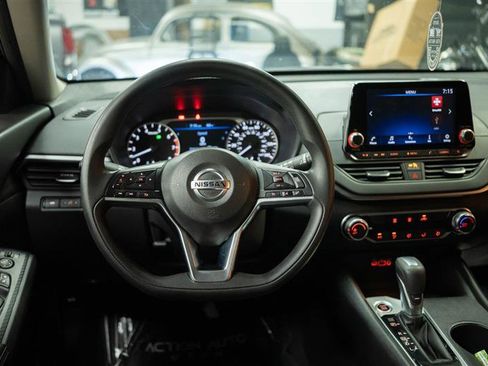 Used 2019 Nissan Altima 2.5 S image 18