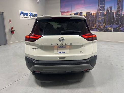 Used 2023 Nissan Rogue SV image 24