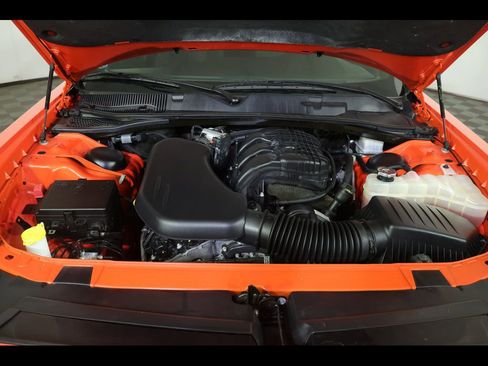 Used 2023 Dodge Challenger SXT w/ Blacktop Package image 17