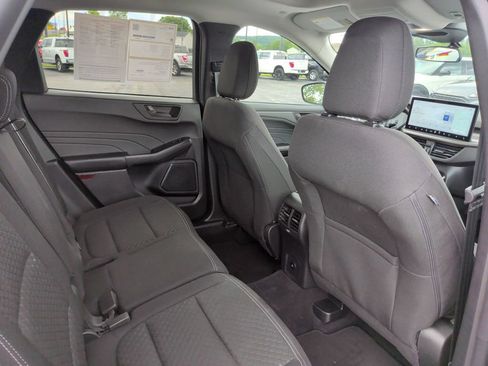 Certified 2023 Ford Escape Active w/ Tech Pack #1 AWD/4WD image 17