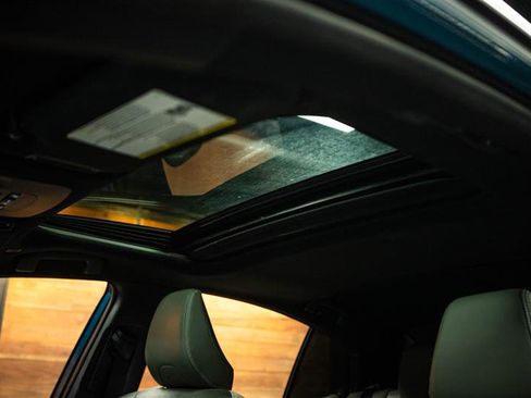 Used 2025 Toyota Camry SE image 26