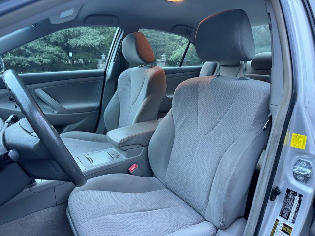 Used 2011 Toyota Camry LE w/ LE Extra-Value Pkg FWD image 12