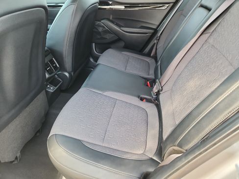 Used 2024 Kia Seltos S AWD/4WD image 11