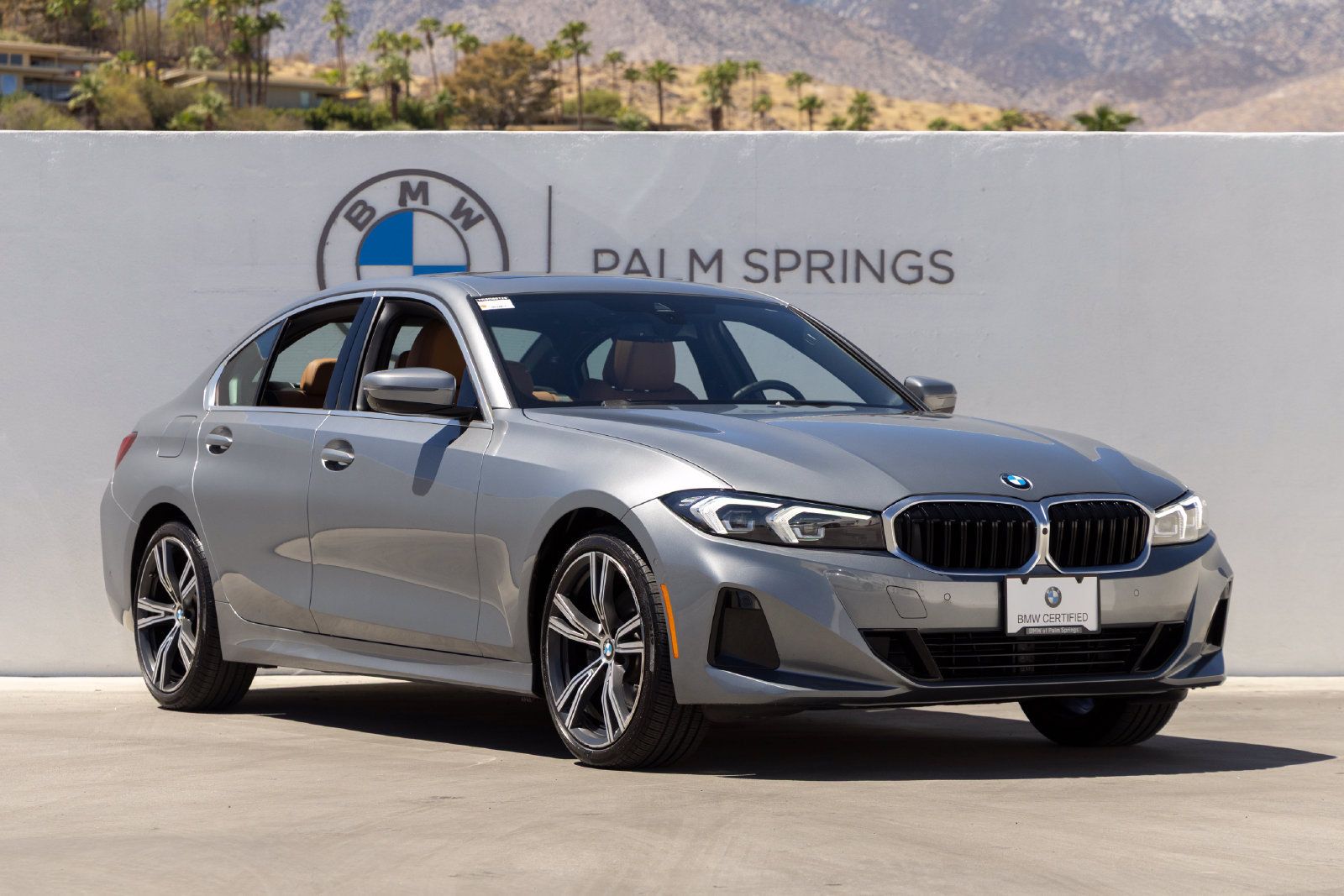 Certified 2024 BMW 330i Sedan w/ Convenience Package RWD image 2