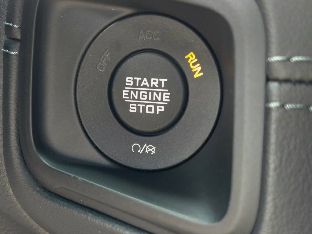 New 2026 Jeep Wrangler Unlimited Sahara AWD/4WD image 41