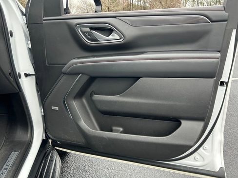 Used 2022 Chevrolet Suburban RST w/ Luxury Package image 66