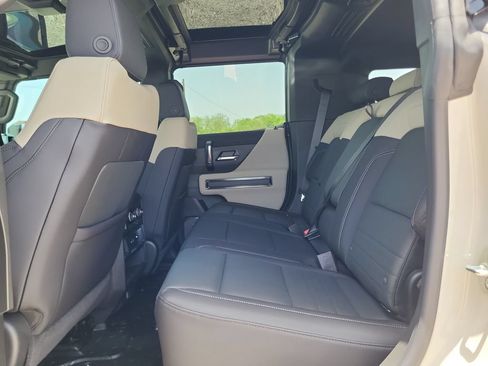 New 2026 GMC Hummer EV SUV AWD/4WD image 22