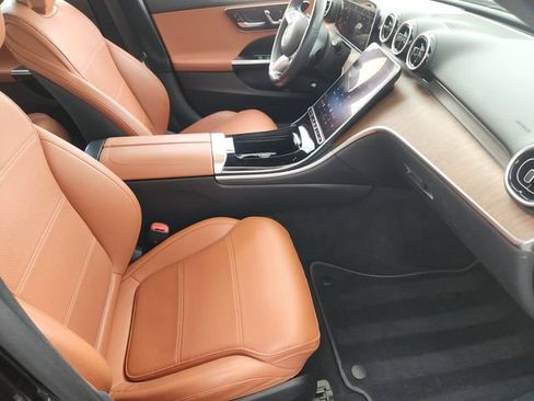 Used 2024 Mercedes-Benz C 300 Sedan image 10