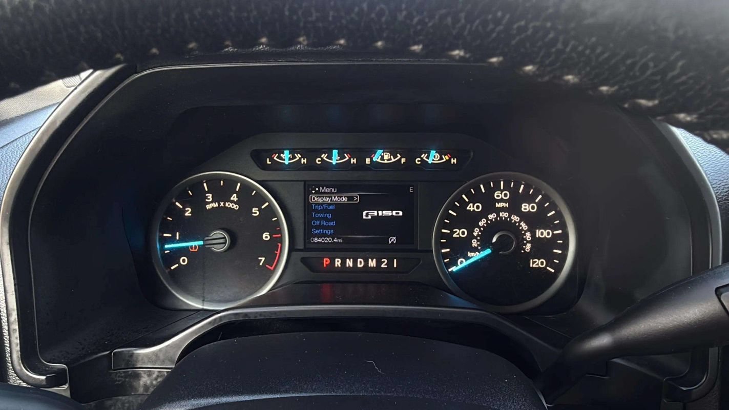 Used 2015 Ford F150 XLT w/ Equipment Group 301A Mid AWD/4WD image 13