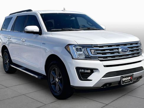 Used 2021 Ford Expedition XLT AWD/4WD image 3