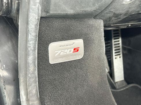 Used 2022 McLaren 720S Spider RWD image 38