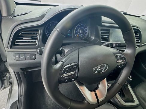 Used 2020 Hyundai Elantra Limited w/ Ultimate Package 03 FWD image 12
