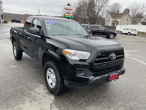 Used 2016 Toyota Tacoma SR w/ SR Convenience Package image 7