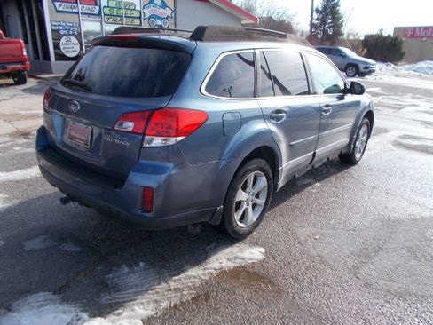Used 2013 Subaru Outback 2.5i Premium image 5