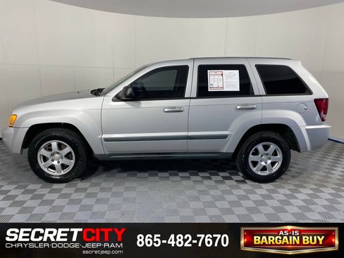 Used 2008 Jeep Grand Cherokee Laredo RWD image 4
