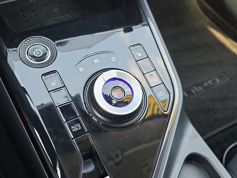 Certified 2024 Kia Niro Wind FWD image 28