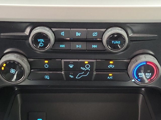 Used 2024 Ford F250 XLT AWD/4WD image 30
