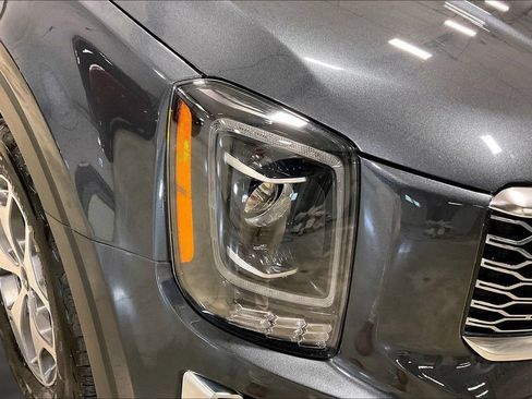 Used 2021 Kia Telluride EX FWD image 33