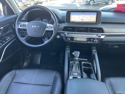 Certified 2022 Kia Telluride EX w/ EX Premium Package image 19