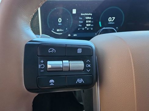 Used 2024 Hyundai Santa Fe Limited AWD/4WD image 7