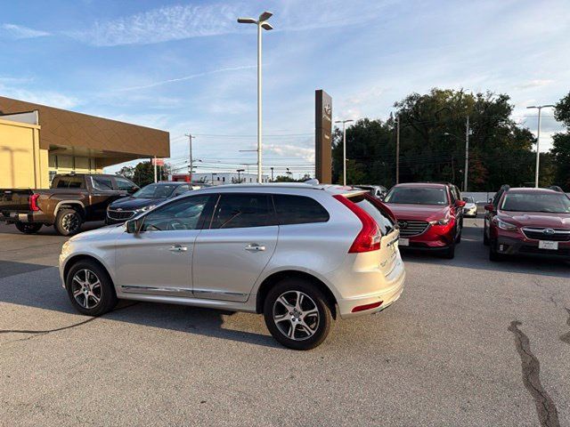 Used 2015 Volvo XC60 T6 AWD/4WD image 9