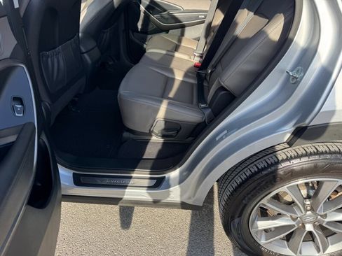 Used 2017 Hyundai Santa Fe SE w/ SE Premium Package 02 image 34