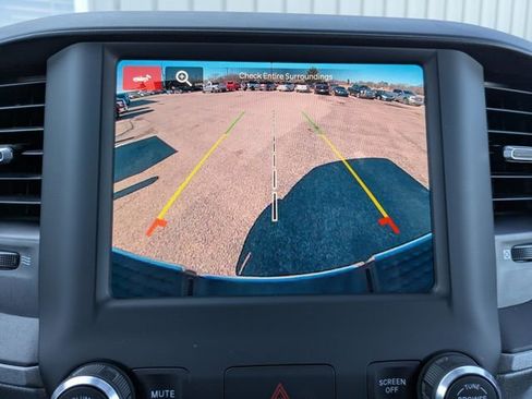 Used 2024 RAM 2500 Tradesman w/ Chrome Appearance Group image 22