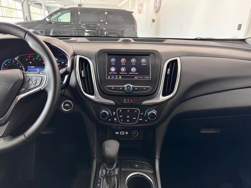 Certified 2023 Chevrolet Equinox LT AWD/4WD image 16