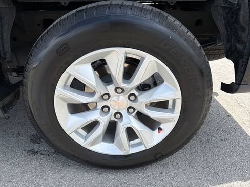 Used 2024 Chevrolet Silverado 1500 Custom RWD image 31