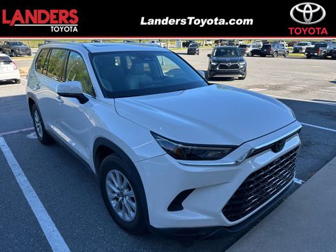 Used 2024 Toyota Grand Highlander XLE image 1