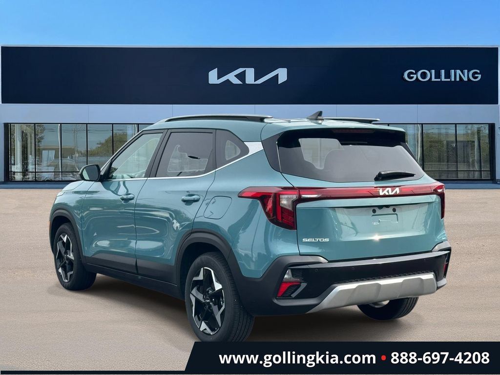 Certified 2026 Kia Seltos EX FWD image 4