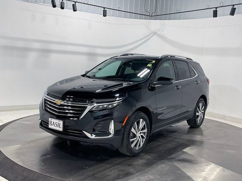 Used 2024 Chevrolet Equinox Premier image 8