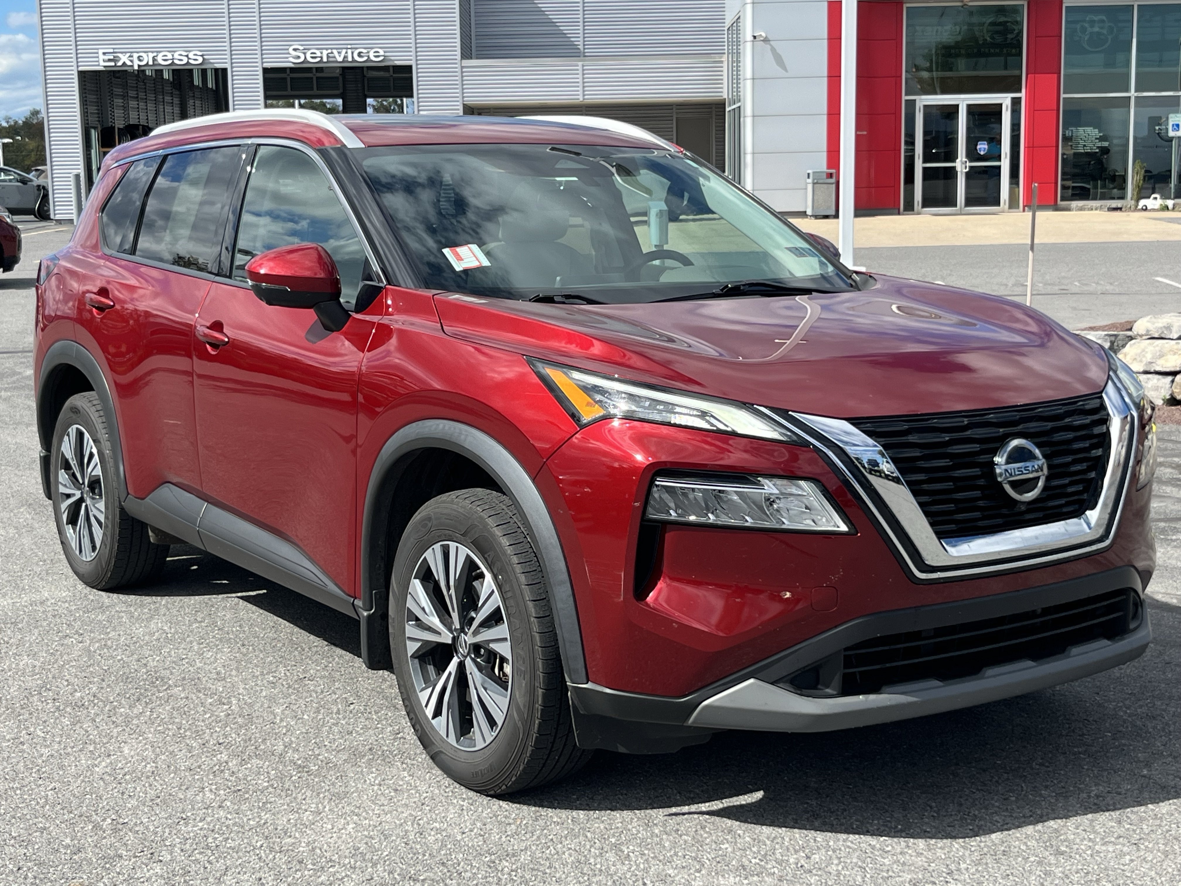 Used 2021 Nissan Rogue SV w/ Premium Package AWD/4WD image 1