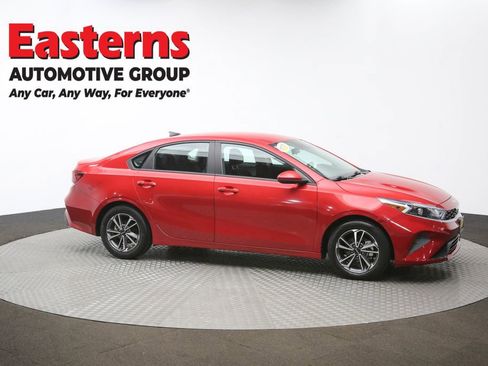 Used 2023 Kia Forte LXS image 45