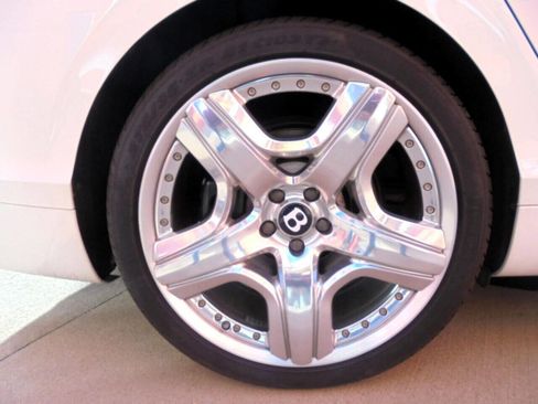 Used 2016 Bentley Flying Spur V8 AWD/4WD image 24