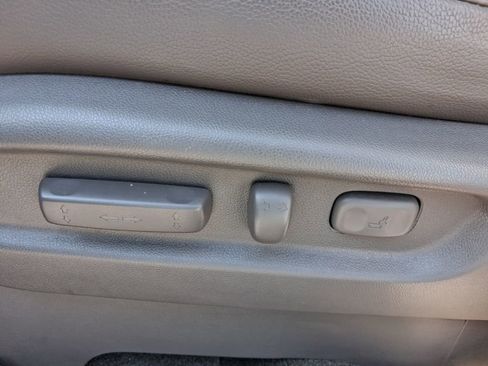 Used 2014 Honda Odyssey EX-L image 19