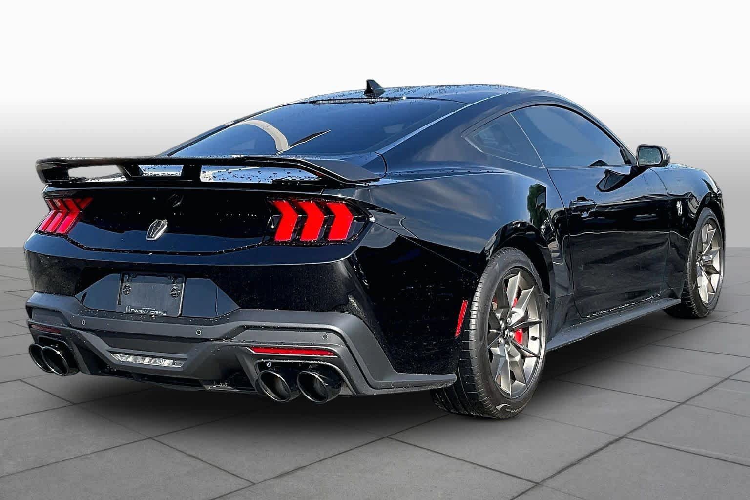 Used 2025 Ford Mustang Dark Horse RWD image 10